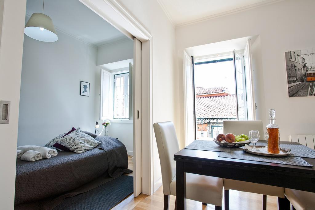Downtown Apartments Bica リスボン エクステリア 写真