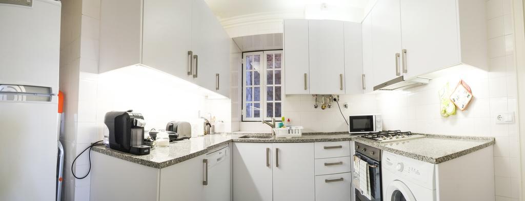 Downtown Apartments Bica リスボン エクステリア 写真